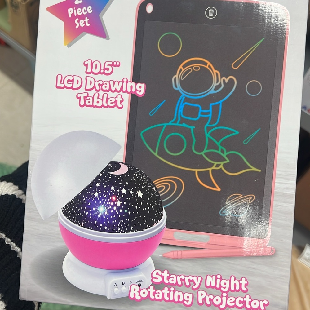 New Starry Night Rotating Projector & LCD Drawing Tablet Set para que tu bebé
